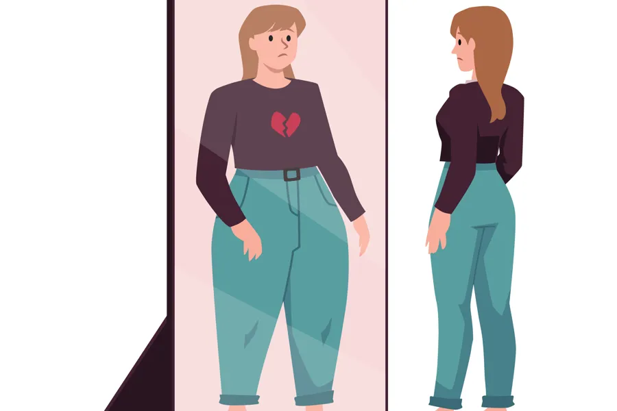 En kvinne som ser en rundere versjon av seg i speilet